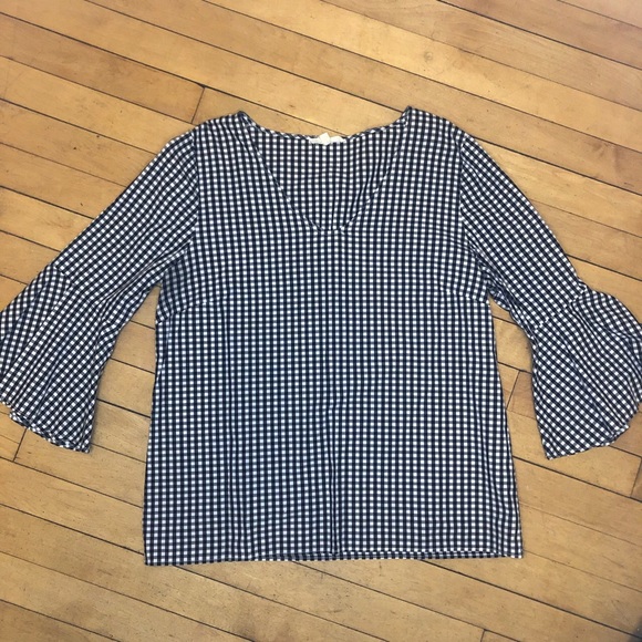 Gingham blouse with bell 3/4 sleeves. Size M. - Picture 1 of 3